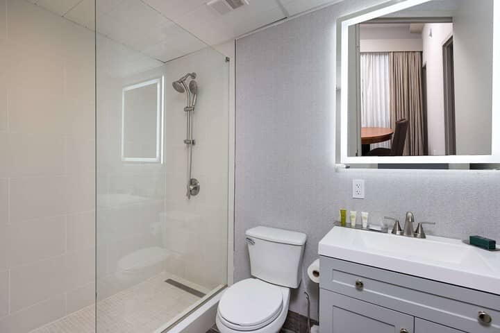 Bathroom shower